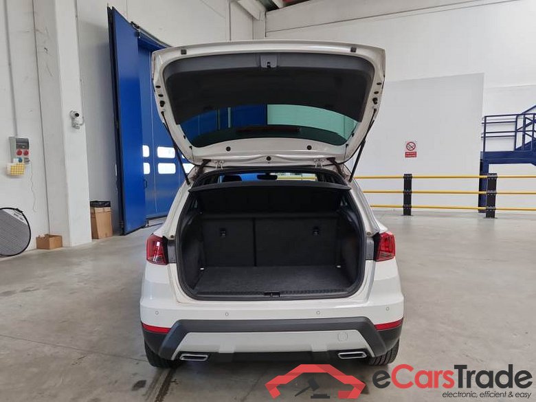 SEAT ARONA / 2017 / 5P / CROSSOVER 1.0 TGI 66KW FR #5