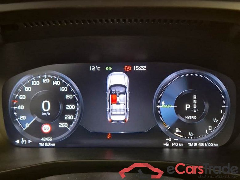 VOLVO XC40 / 2021 / 5P / SUV T4 RECHARGE PLUG-IN AUTO ULTIMATE BRIGHT #4