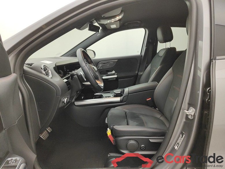 MERCEDES CLASSE GLA (H247) GLA 250 e 160hp PHEV AMG Line 5d #3