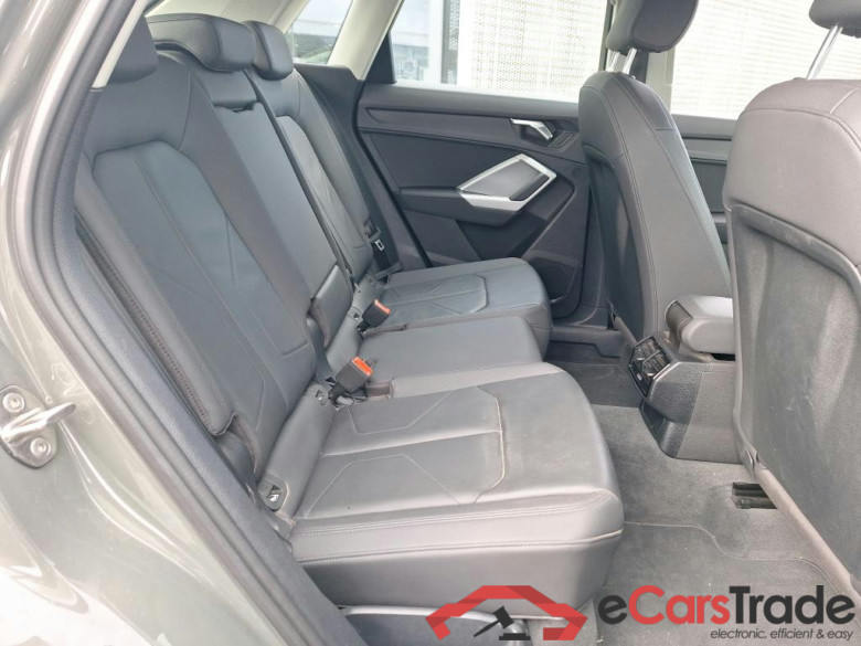 AUDI Q3 1.4 45 TFSI E S TRONIC #6