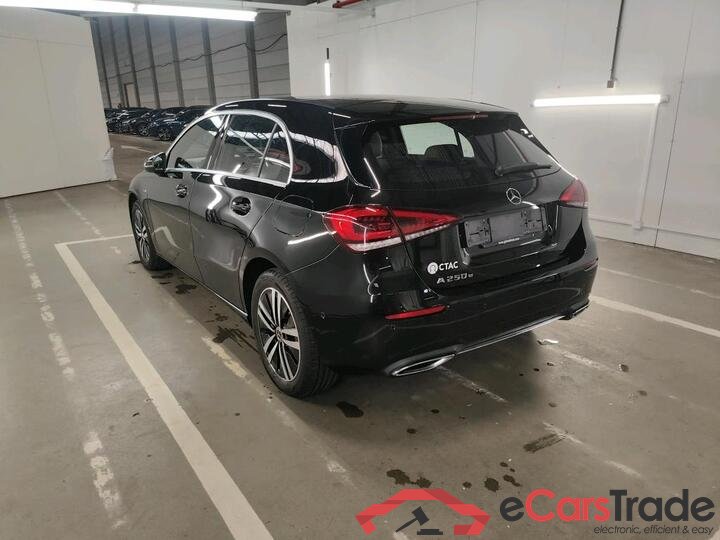 Mercedes A-Klasse A-Klasse A 250 e Business Solution 160kW/218pk  5D/P Auto-8 #3