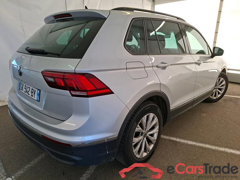 VOLKSWAGEN Tiguan / 2020 / 5P / SUV 2.0 TDI 150 DSG7 Life Business #3