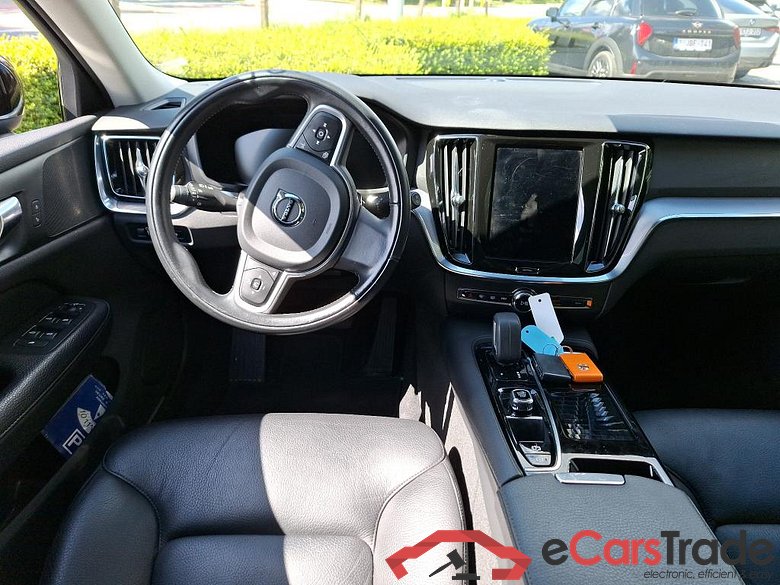 Volvo V60 2.0 T6 Plug-In Hybrid AWD Inscription Aut. LED Virtual ACC Navi Leather KeylessGo Klima PDC ... #3