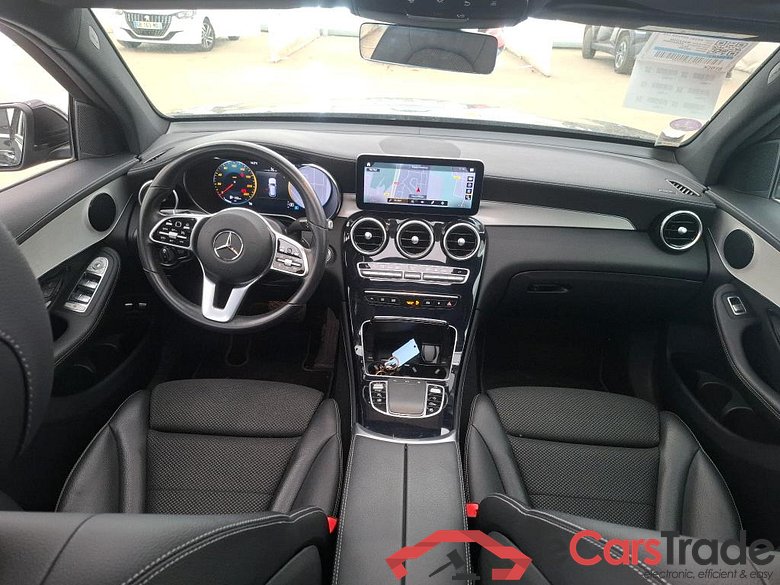 MERCEDES-BENZ GLC / 2019 / 5P / SUV GLC 300 e Business Line 4Matic #5