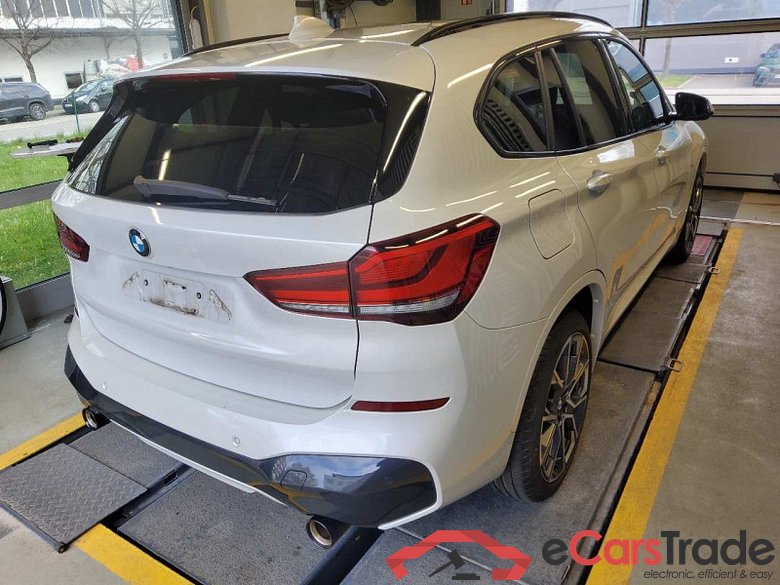 BMW X1 (F48)(2015->) DE - SUV5 sDrive20i EU6d, M Sport (EURO 6d), (Facelift) 2020 - 2022 #3