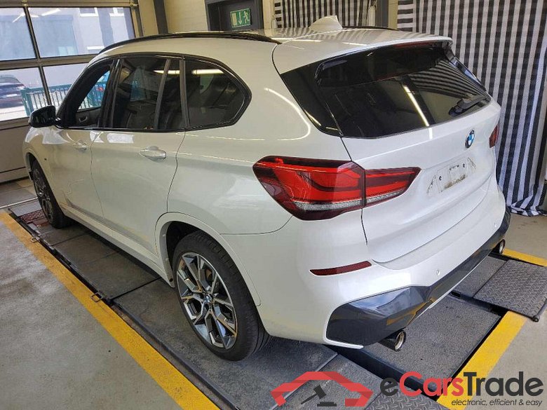 BMW X1 (F48)(2015->) DE - SUV5 sDrive20i EU6d, M Sport (EURO 6d), (Facelift) 2020 - 2022 #4