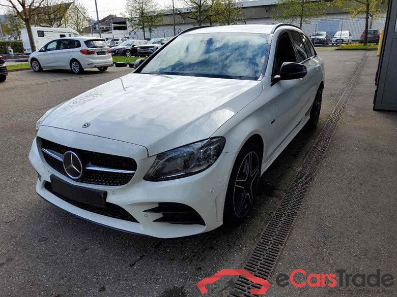 Mercedes-Benz C T-Modell (BM 205)(09.2014->) DE - Kb5 C 300 de EU6d, T (EURO 6d) Night Edition, (Facelift) 2020 - 2021 #1