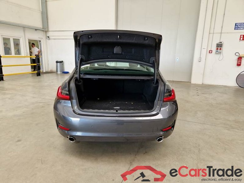 BMW SERIE 3 / 2018 / 4P / BERLINA 330E BUSINESS ADVANTAGE AUT. #5