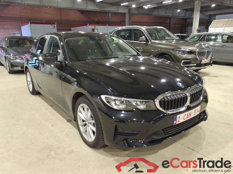 BMW 320e Plug-In Hybrid Aut. LED-Xenon LC-Pro Navi Hi-Fi Sport-Leather KeylessGo Camera Klima PDC ... #2
