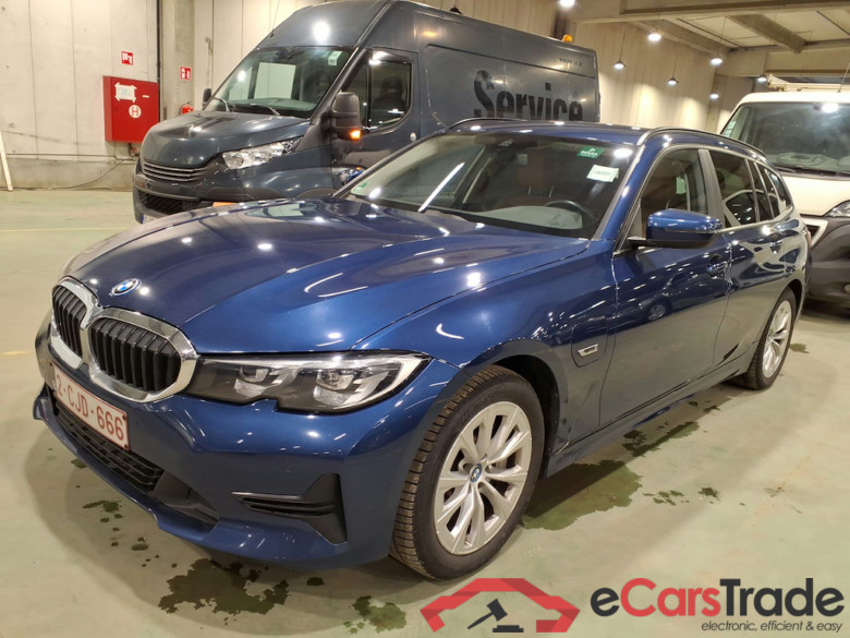 BMW 330e Plug-In Hybrid Aut. LED-Xenon LC-Pro Navi Hi-Fi Sport-Leather KeylessGo Camera Klima PDC ...