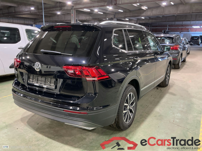 VOLKSWAGEN TIGUAN ALLSPACE DIESEL 2.0 TDi SCR Comfortline (EU6.2) Premium Traval #4