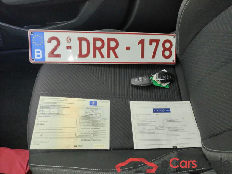 Peugeot 308 SW 1.2 PureTech 130 S&S Active Pack 5d #4
