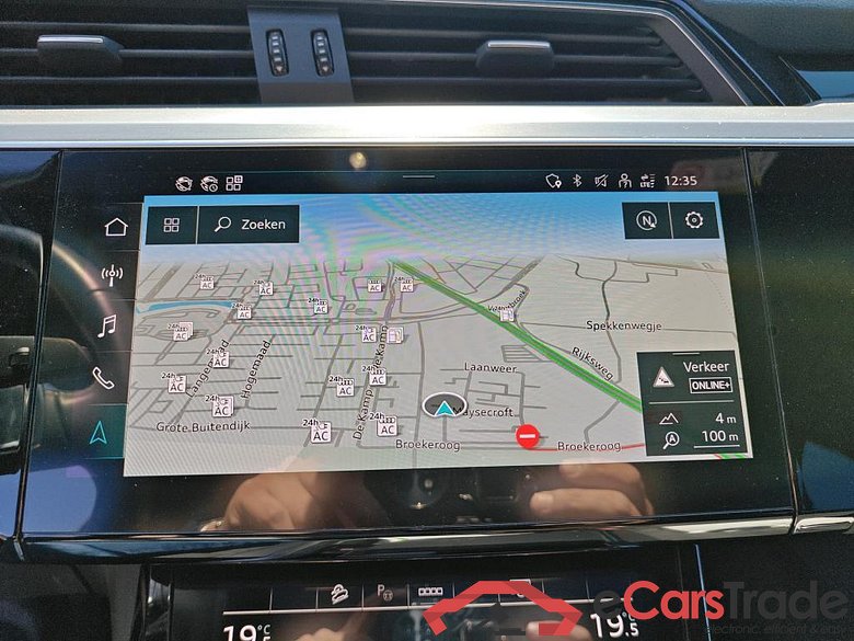 AUDI e-tron 300 kW #2