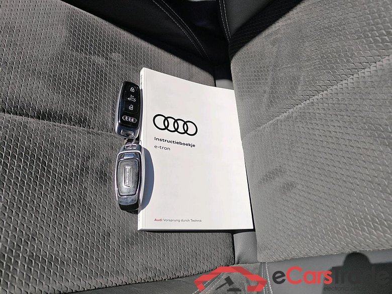 AUDI e-tron 300 kW #6