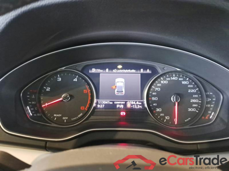 AUDI Q5 / 2020 / 5P / SUV 35 TDI BUSINESS S TRONIC #4