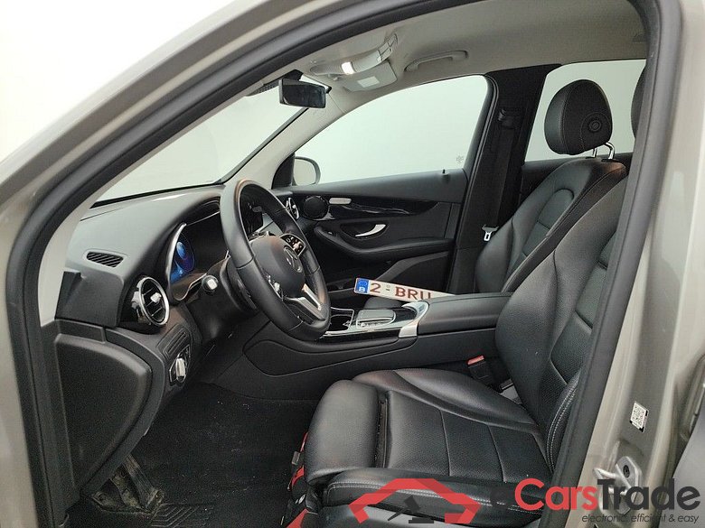 Mercedes-Benz GLC GLC 300 e Business Solution 4MATIC 5d #3