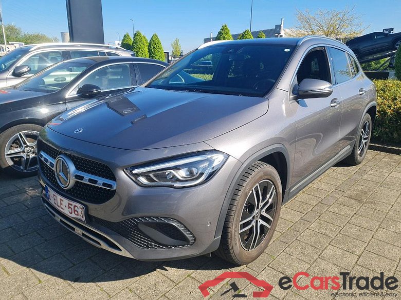 MERCEDES-BENZ GLA 1.3 GLA 250 E DCT LUXURY LINE