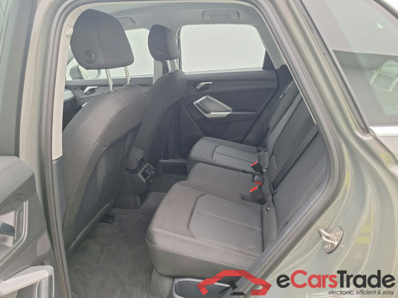 Audi, Q3 '18, Audi Q3 35 TFSI Advanced 5d #4