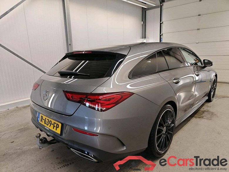 MERCEDES-BENZ CLA-klasse Shooting Brake 200 Premium #2