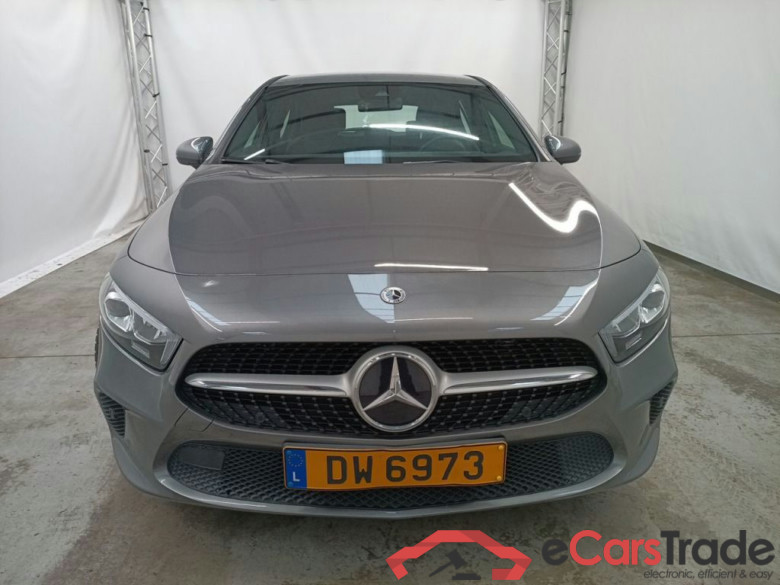 MERCEDES CLASSE A DIESEL (W177) A 180 d Business Solution 5d #5