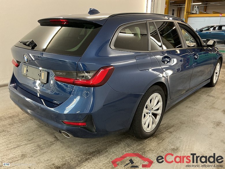 BMW 3 SERIES TOURING 2.0 318DA (100KW) TOURING #4