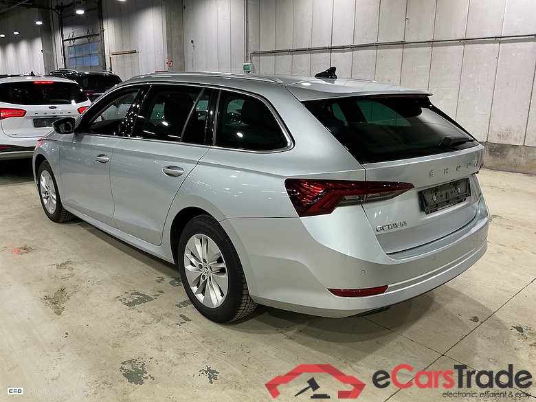 SKODA OCTAVIA COMBI 1.0 TSI MHEV 81KW DSG CLEVER #3