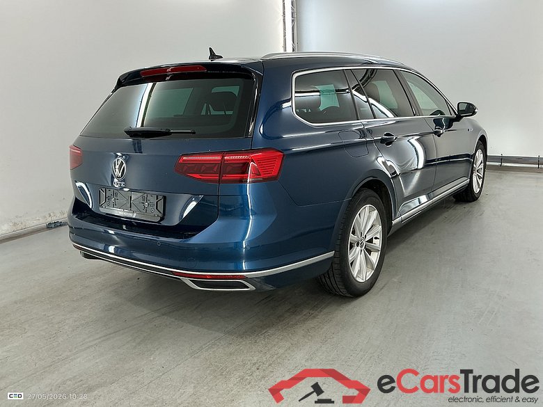 VOLKSWAGEN PASSAT VARIANT GTE - 2020 1.4 TSI PHEV GTE Business DSG #4