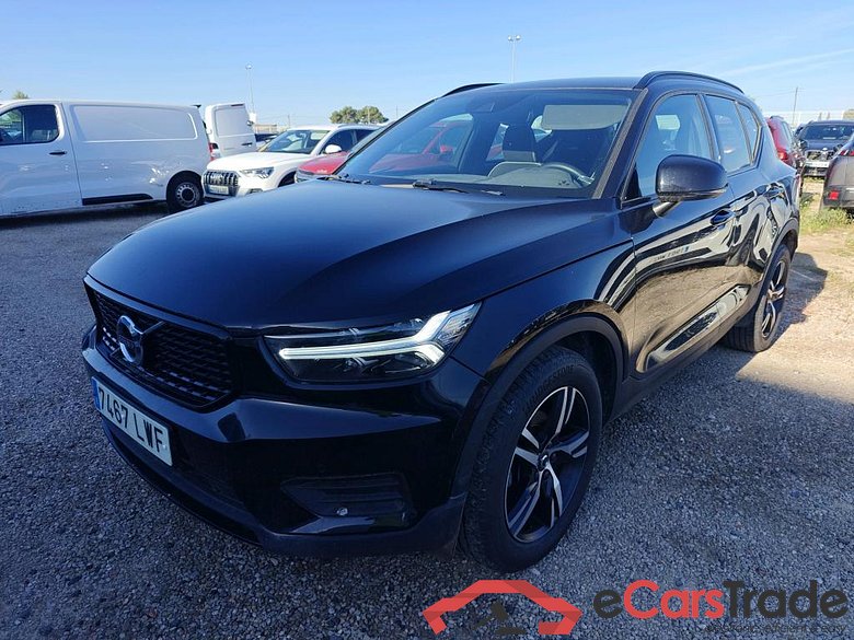 VOLVO XC40 / 2017 / 5P / todoterreno 1.5 T3 R-Design #1