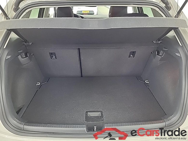 VOLKSWAGEN POLO 1.0 TSI 70kW Life 5D #5