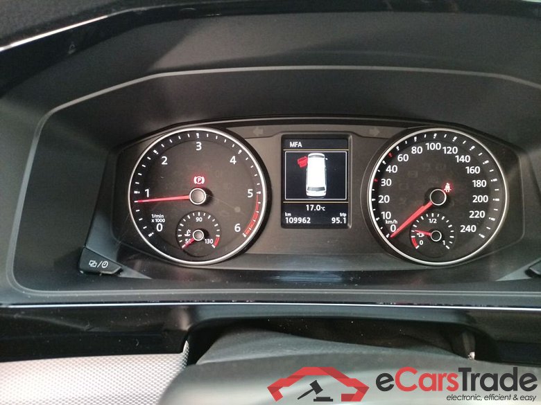 Volkswagen Multivan 2.0TDi SCR 110/150 BMT Highline DSG 5d #6