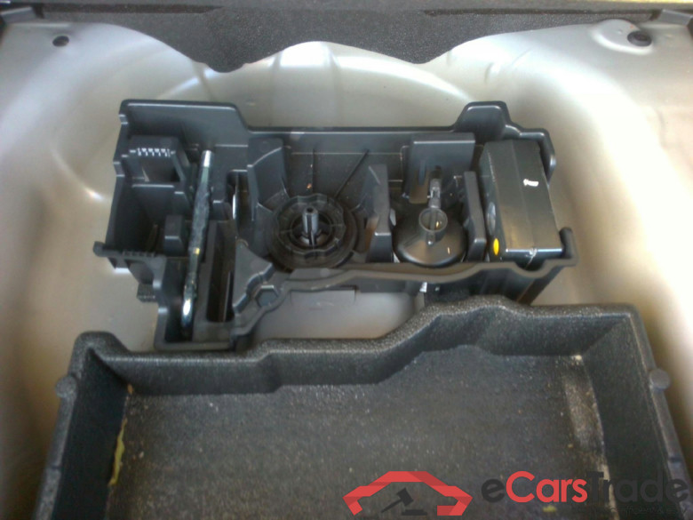 Peugeot 2008 Allure 100 S&S BVM6 #6