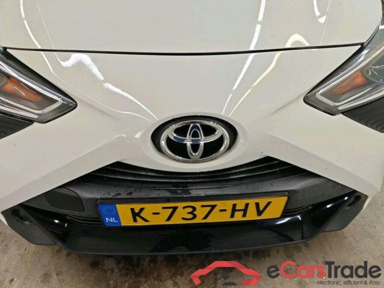 TOYOTA Aygo 1.0 VVT-i x-play #4