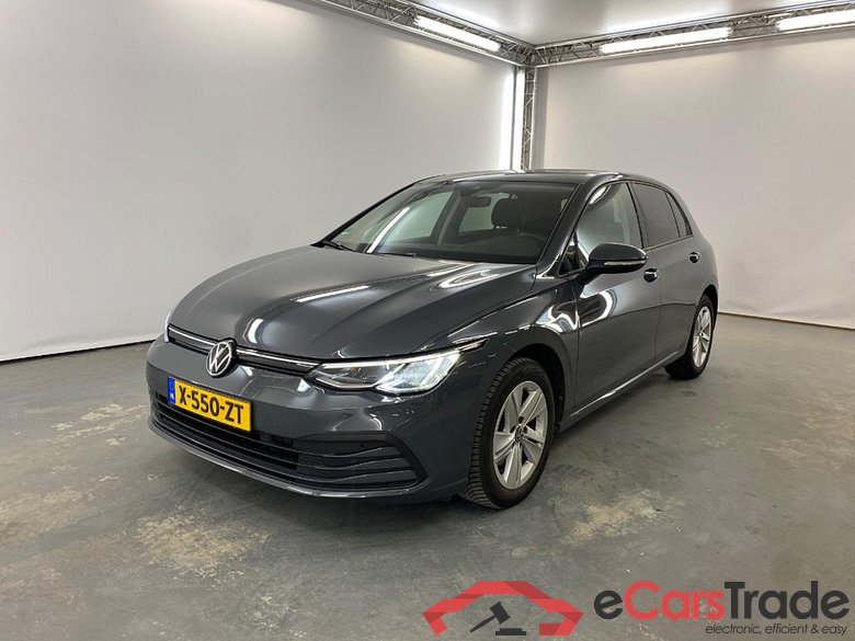 VOLKSWAGEN GOLF 1.0etsi mhev life 81kW dsg-7 aut