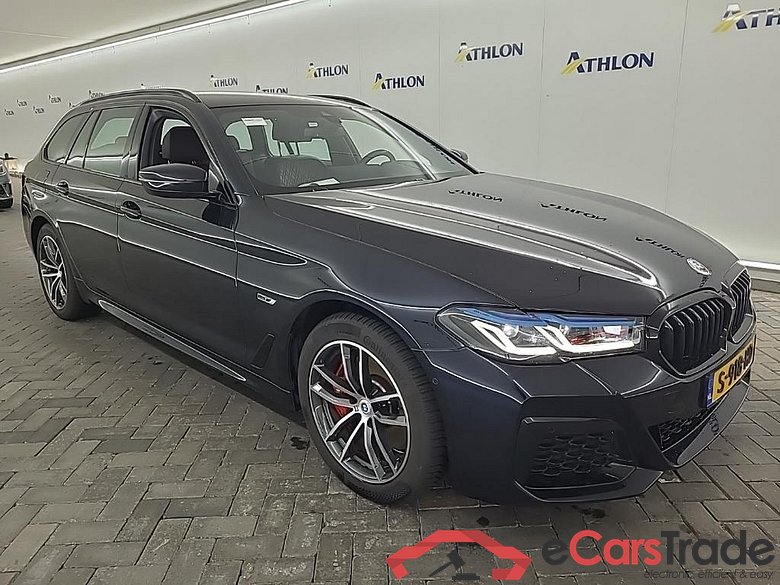 BMW 5-serie Touring 530e xDrive Business Edition Plus 5D 215kW #2