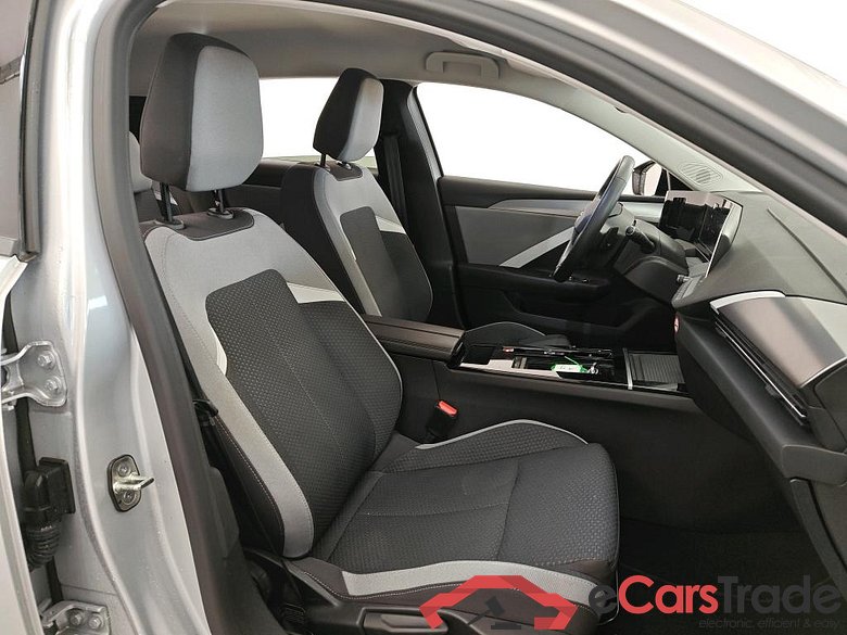 Opel Astra 5-deurs 1.6 turbo PHEV 133kW AT Bus Edition 5d #3