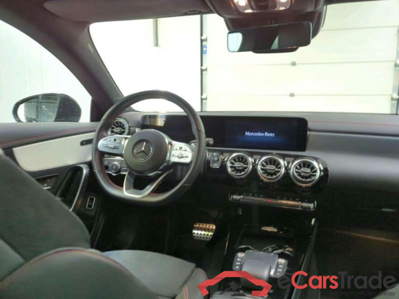 MERCEDES-BENZ CLA-klasse Shooting Brake 200 Prem. Plus #3