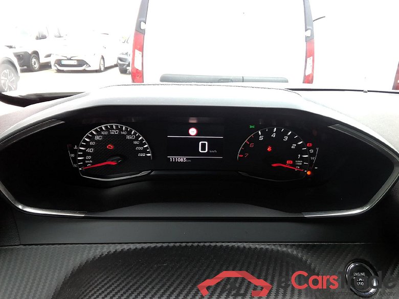 PEUGEOT 2008 / 2019 / 5P / todoterreno Allure BlueHDI 81kW (110CV) #4