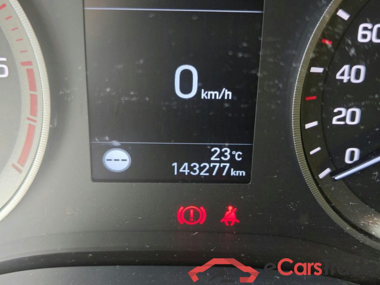 HYUNDAI Tucson / 2018 / 5P / todoterreno 1.6 CRDI 85kW (116CV) 48V SLE 4X2(SP)(SL) #5