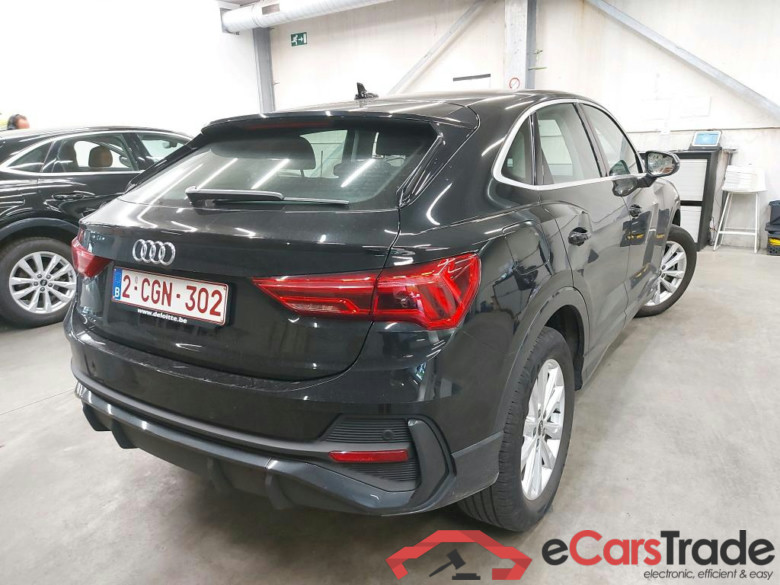 AUDI - AUD Q3 SB 45 TFSI e 245PK e S-Tronic Pack Platinum With Heated Seats & Adaptive Cruise Control  * HYBRID * #2