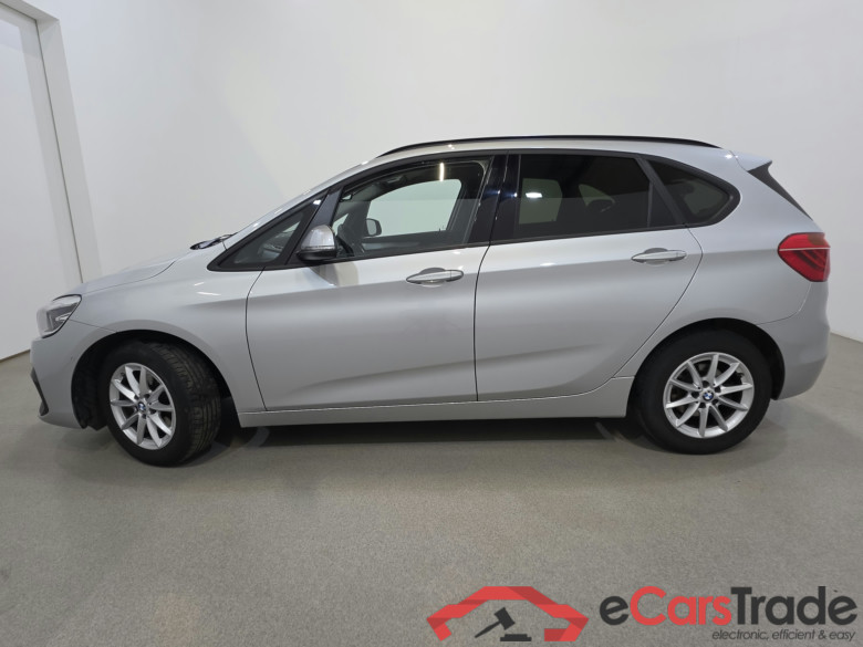BMW 216d Active Tourer LED-Xenon Navi KeylessGo Klima PDC ... #2
