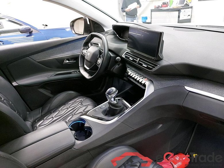 PEUGEOT - PEU 3008 PureTech 130PK Allure With Nappa Leather Heated Seats & Towing Hook * PETROL * #3