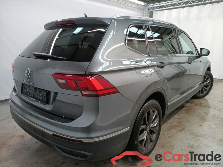 Volkswagen Tiguan Allspace 2.0 TDI Life Business 5d #2