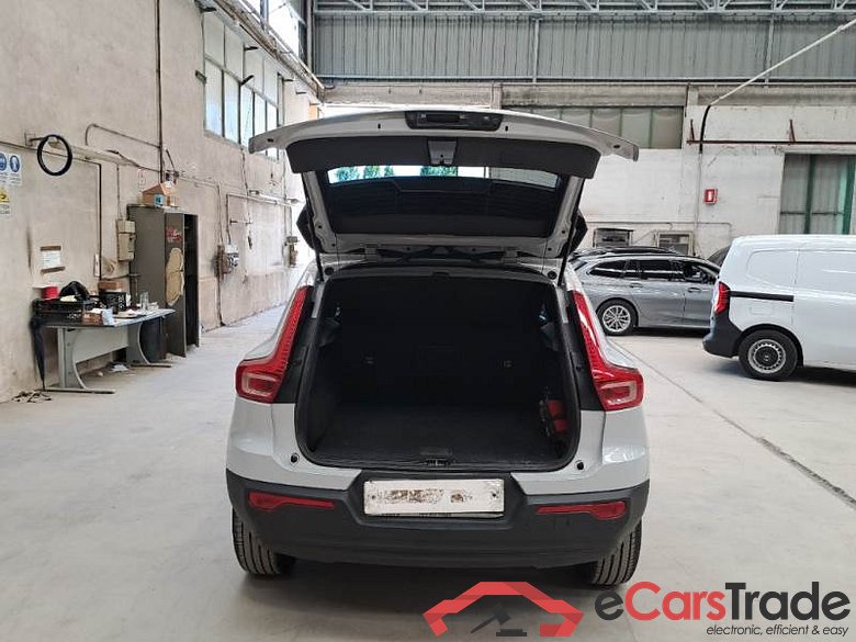 VOLVO XC40 / 2017 / 5P / SUV D3 GEARTRONIC BUSINESS #5