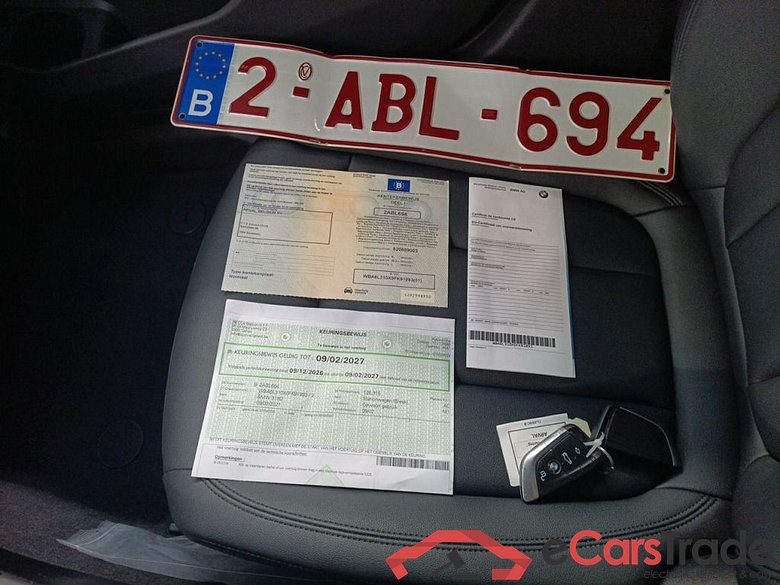 BMW 3 Reeks Touring 318dA (100 kW) 5d #4