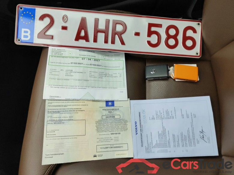 Volvo XC60 T6 Recharge Geartronic Inscription 5d #4