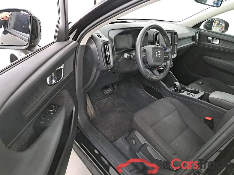 VOLVO XC40 1.5 T2 ESSENTIAL AUTO #5