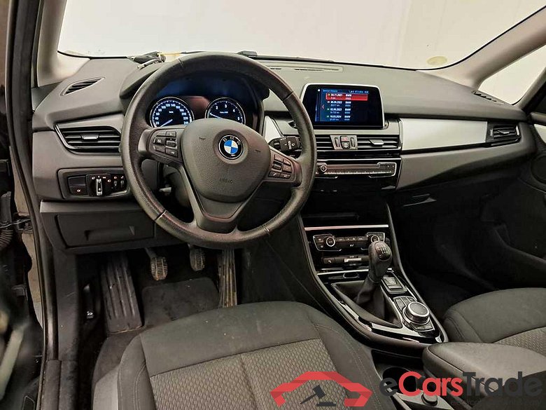 BMW 216d Active Tourer LED-Xenon Navi KeylessGo Klima PDC ... #6