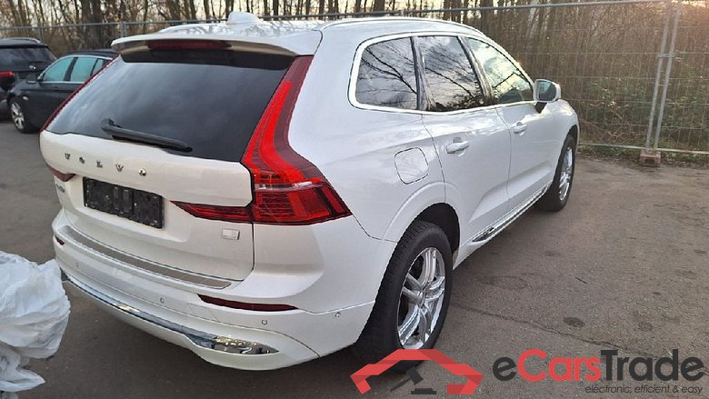 XC60 Inscription Expression Recharge Plug-In Hybrid AWD 2.0 T6 251KW AT8 E6d #2