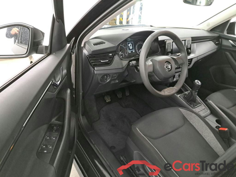 SKODA KAMIQ 1.0 TSI 70KW ACTIVE #5