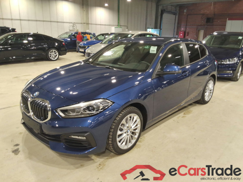 BMW 1 SERIES HATCH 2.0 120I (131KW) #1
